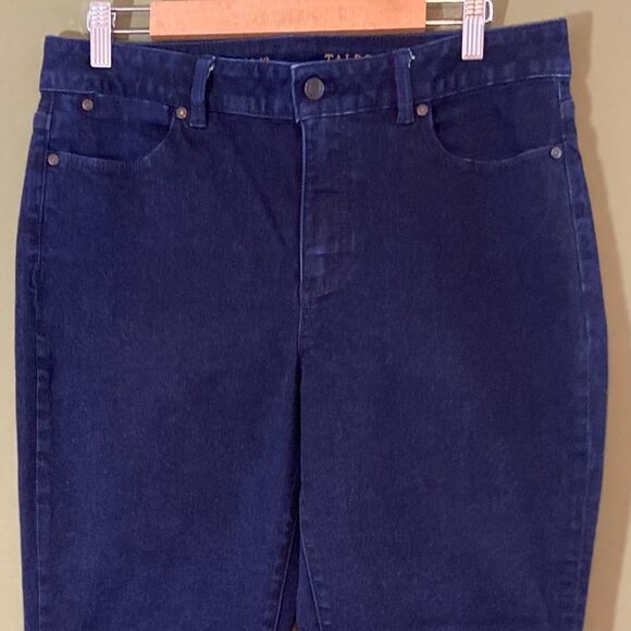Talbots NWOT Heritage Straight, high rise denim jeans 12 - Picture 3 of 8